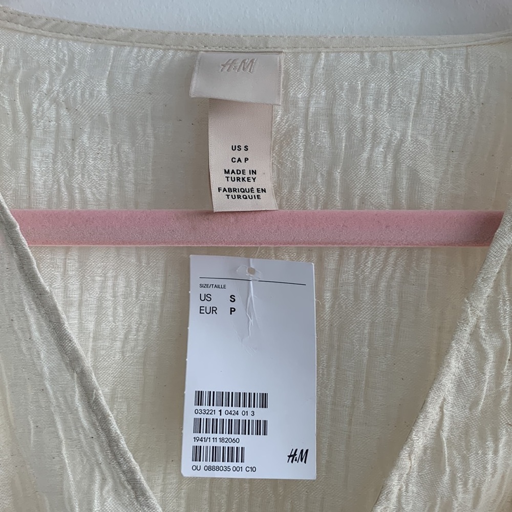 NWT H&M boho wrap puff balloon sleeves top/ blouse, size S - Picture 5 of 12